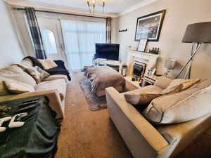 Photo 7- click for photo gallery